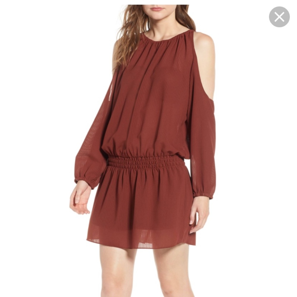 Dress - Picture 3 of 3
